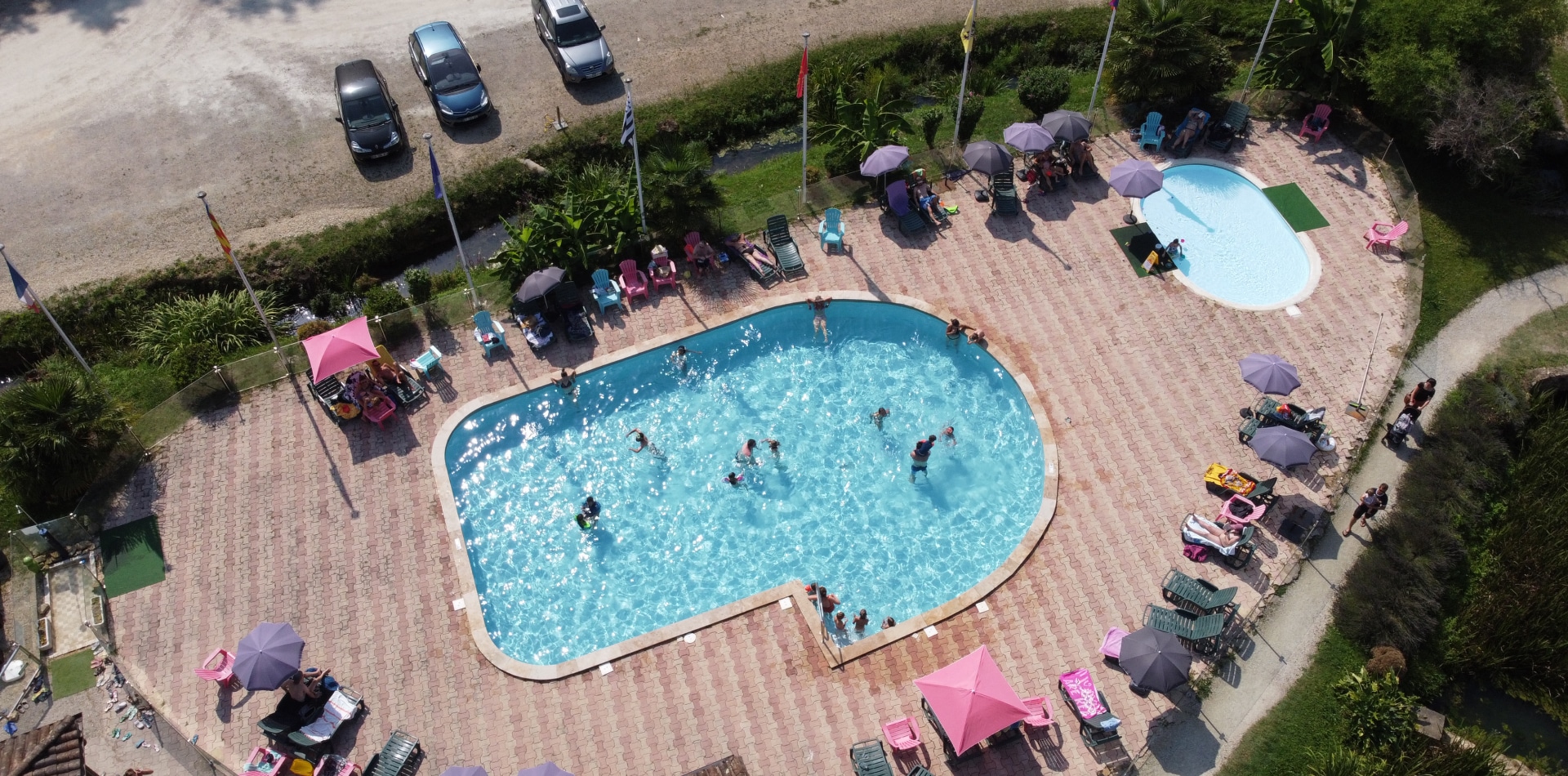 Camping Le Moulin De Surier : Header Pool 02