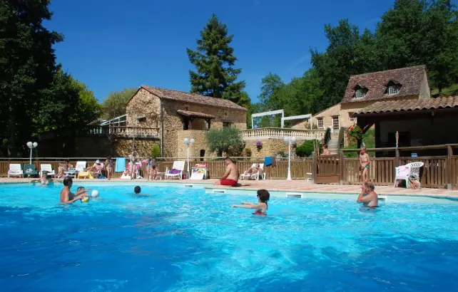 Camping Le Moulin De Surier : Camping En Dordogne Avec Piscine