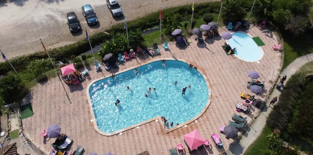 Piscine du camping Moulin de Surier en Dordogne