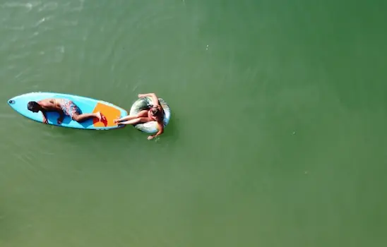 Camping avec lac dans le Périgord