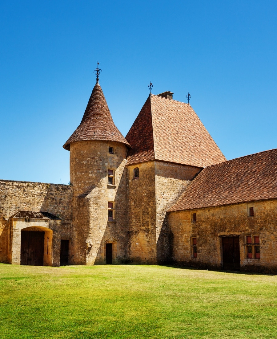 Bastide de Biron dordogne