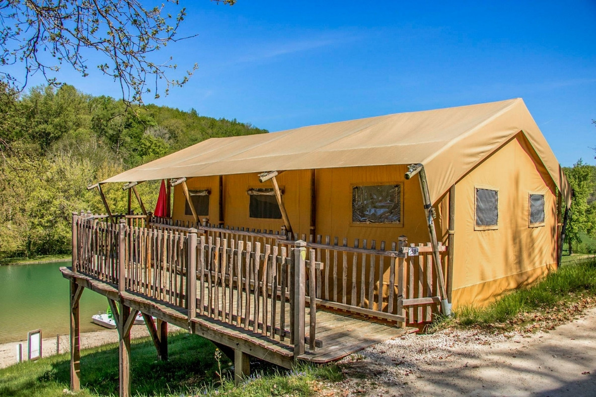 Tent rental in Dordogne